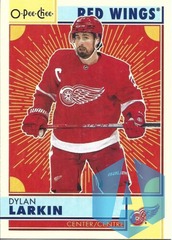 2022-23 O-Pee-Chee Dylan Larkin Detroit Red Wings #80